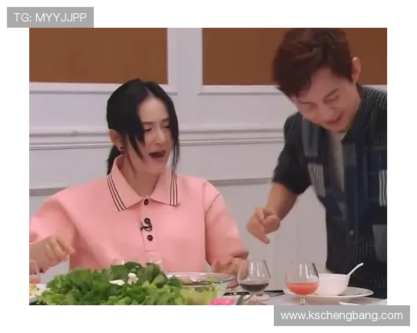 何炅与足球明星的友谊之路：从荧幕到绿茵场的精彩故事